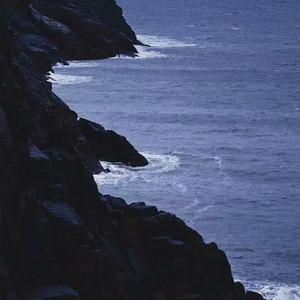 被绑在床强摁做开腿呻吟H
